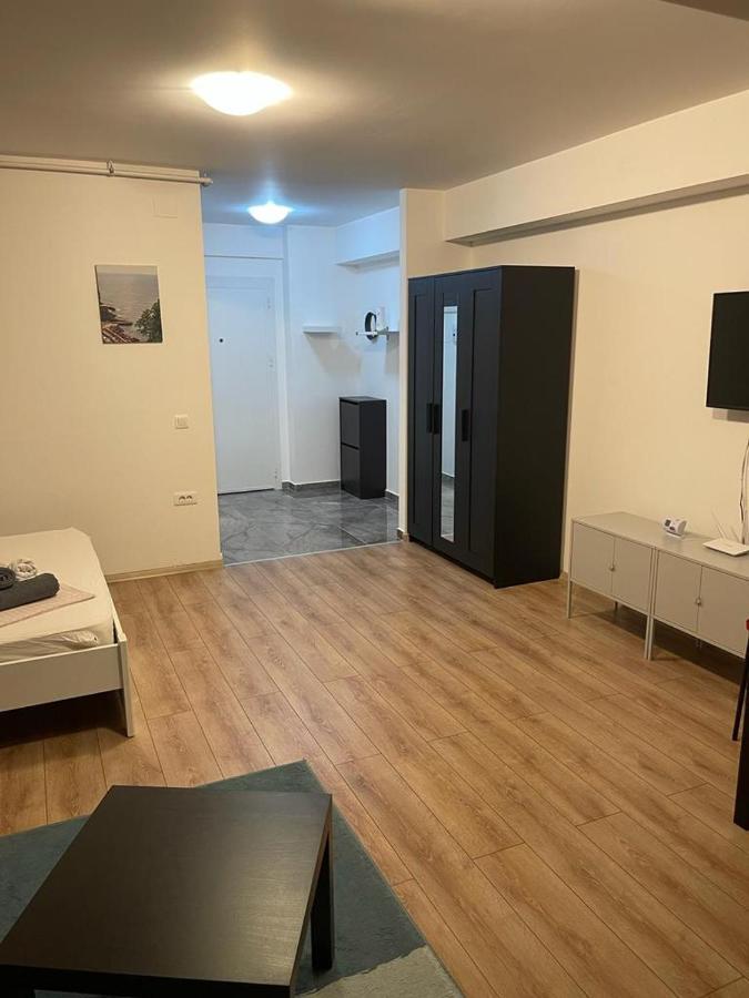 Tranzzit Airport Apartament I Otopeni Exterior photo