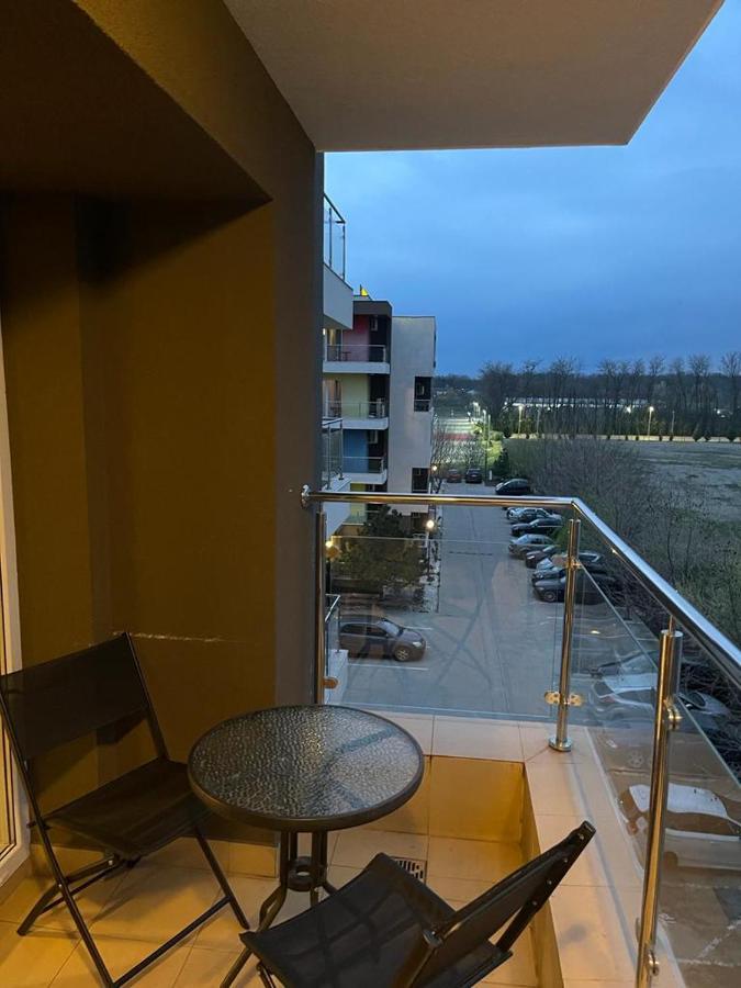 Tranzzit Airport Apartament I Otopeni Exterior photo
