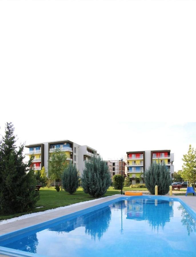 Tranzzit Airport Apartament I Otopeni Exterior photo